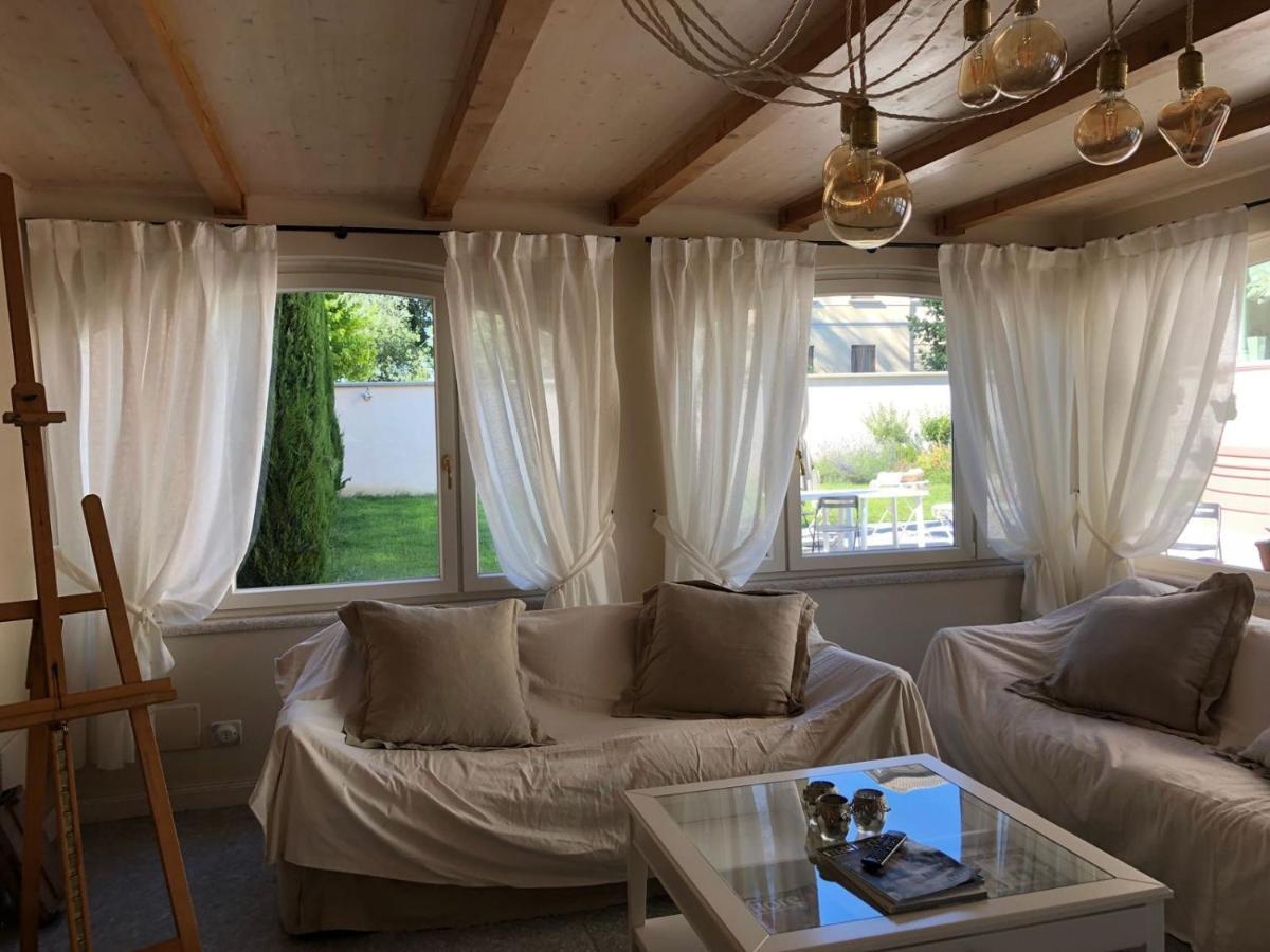 Villa Simona Voghera Eksteriør billede